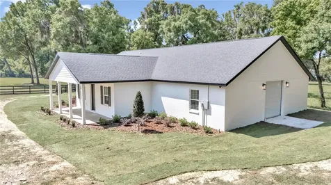 1725 W Highway 329 Citra FL 32113