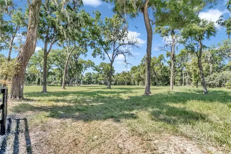 1725 W Highway 329 Citra FL 32113