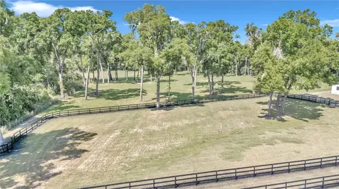 1725 W Highway 329 Citra FL 32113