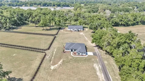 1725 W Highway 329 Citra FL 32113