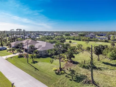 8 Pine Valley Place Rotonda West FL 33947