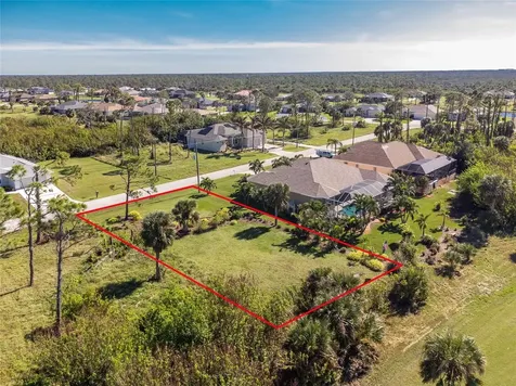 8 Pine Valley Place Rotonda West FL 33947