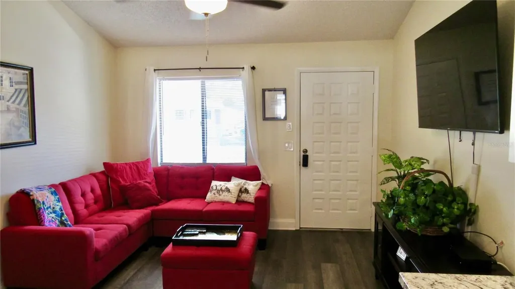 20853 Haulover Cove Lutz FL 33558
