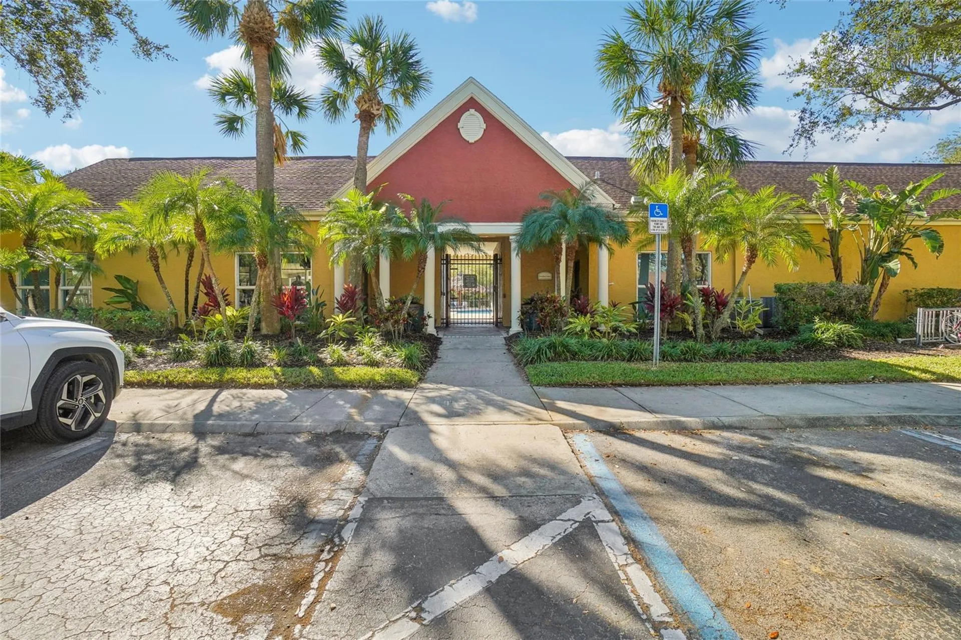 5576 Baywater Drive Tampa FL 33615