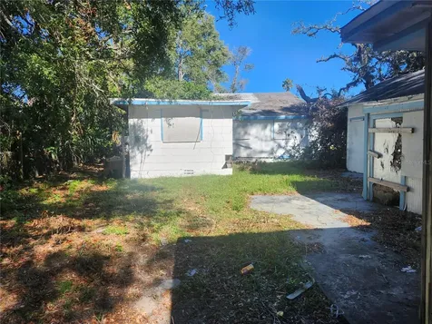 4810 13th Avenue S St Petersburg FL 33711
