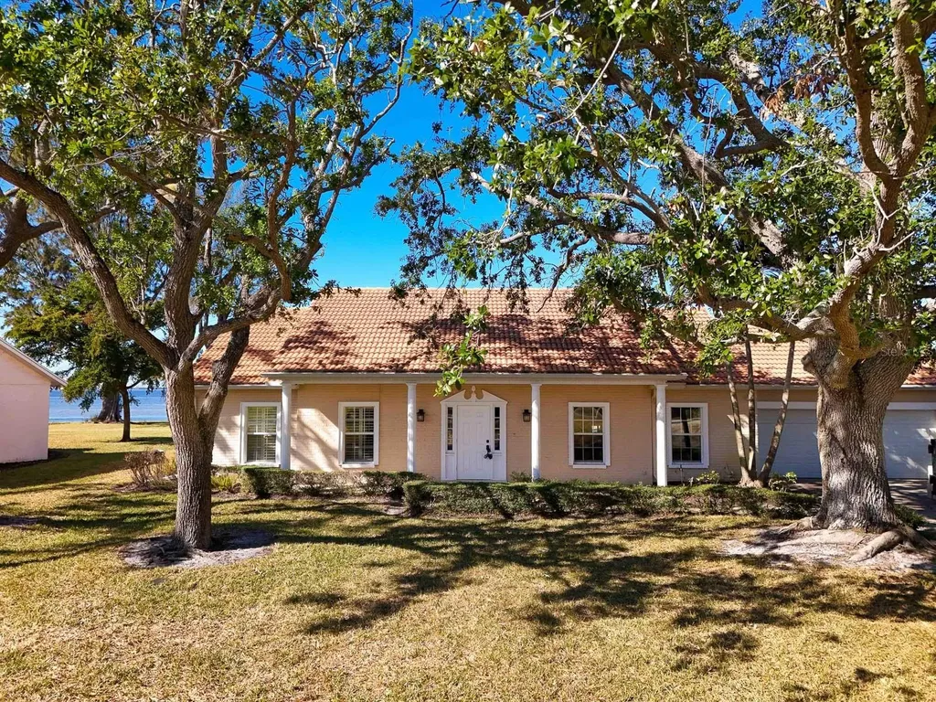 1604 Palma Sola Boulevard Bradenton FL 34209