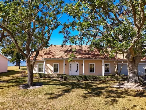 1604 Palma Sola Boulevard Bradenton FL 34209