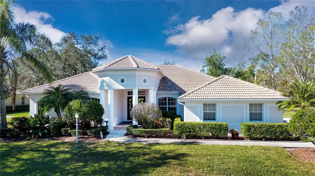 8532 Eagle Preserve Way Sarasota FL 34241