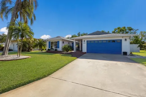 6409 16th Avenue Drive W Bradenton FL 34209