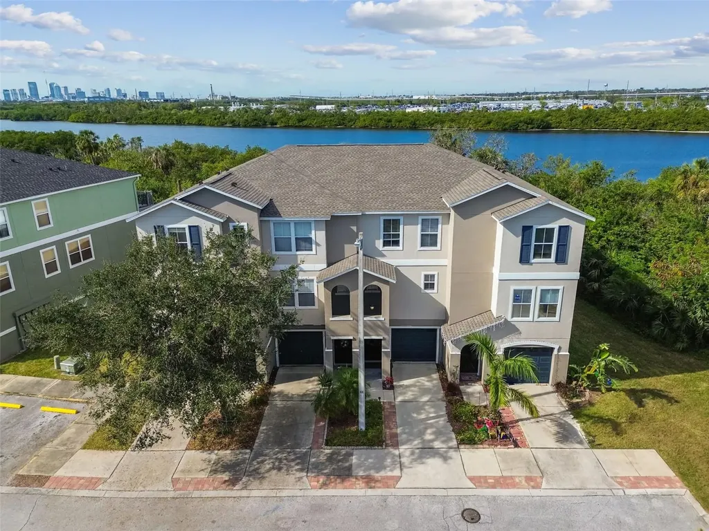 509 Vincinda Crest Way Tampa FL 33619