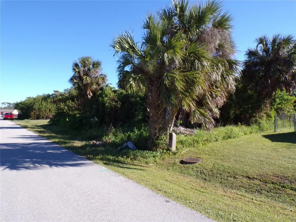 641 Norwood Street NW Port Charlotte FL 33952