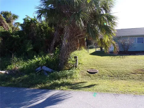 641 Norwood Street NW Port Charlotte FL 33952
