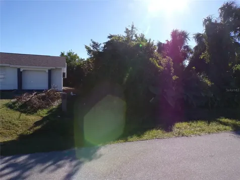 641 Norwood Street NW Port Charlotte FL 33952