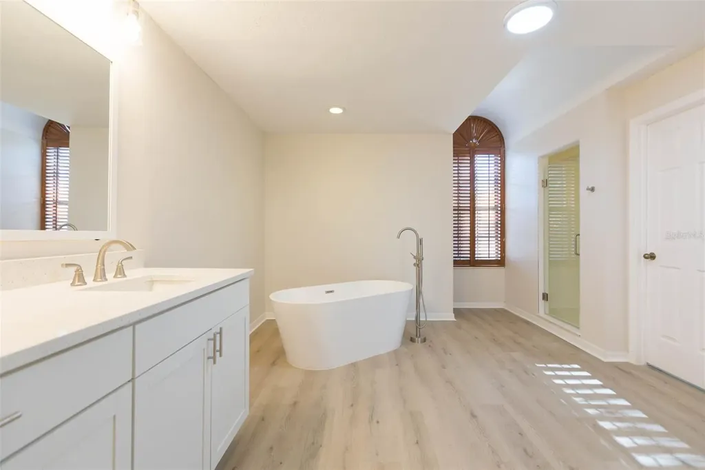 937 Bunker View Drive Apollo Beach FL 33572