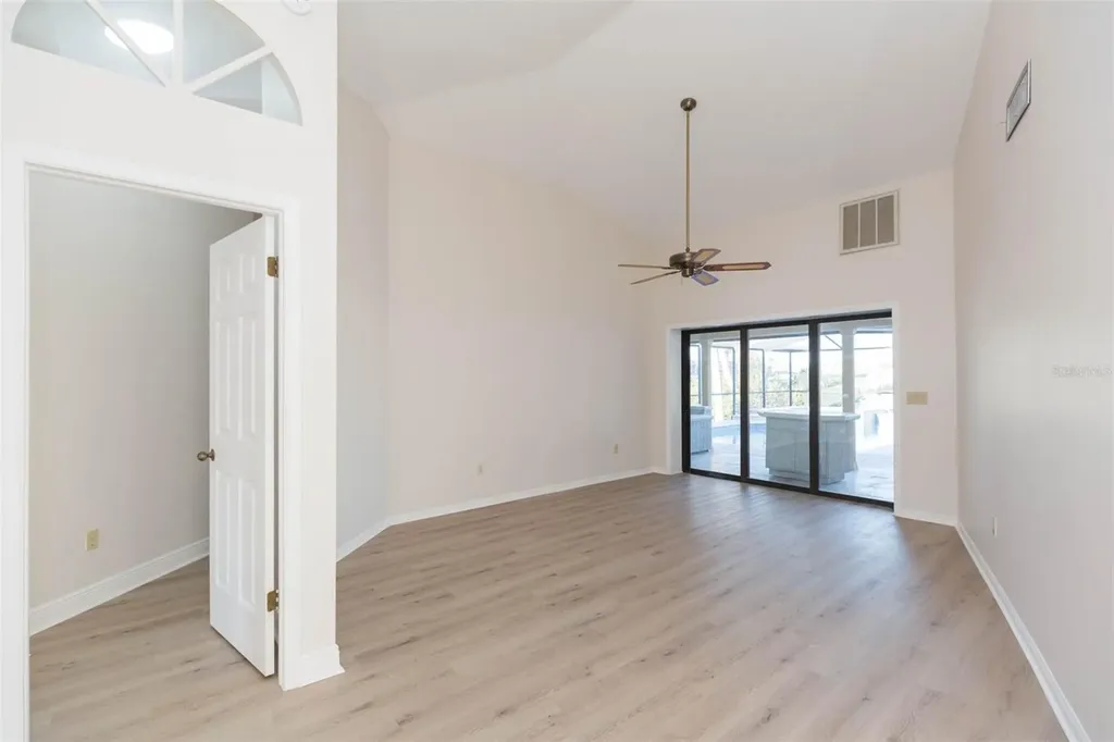 937 Bunker View Drive Apollo Beach FL 33572