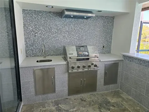 937 Bunker View Drive Apollo Beach FL 33572