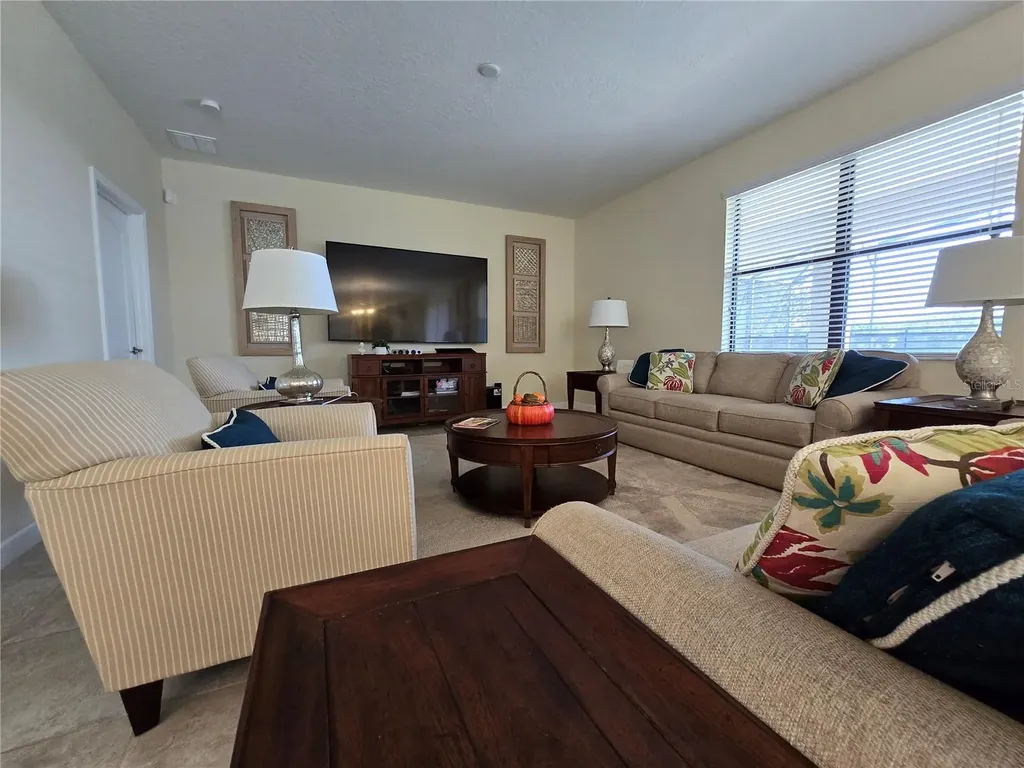 9037 Shadow Mountain Street Davenport FL 33896