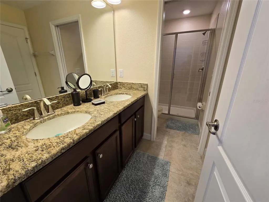 9037 Shadow Mountain Street Davenport FL 33896