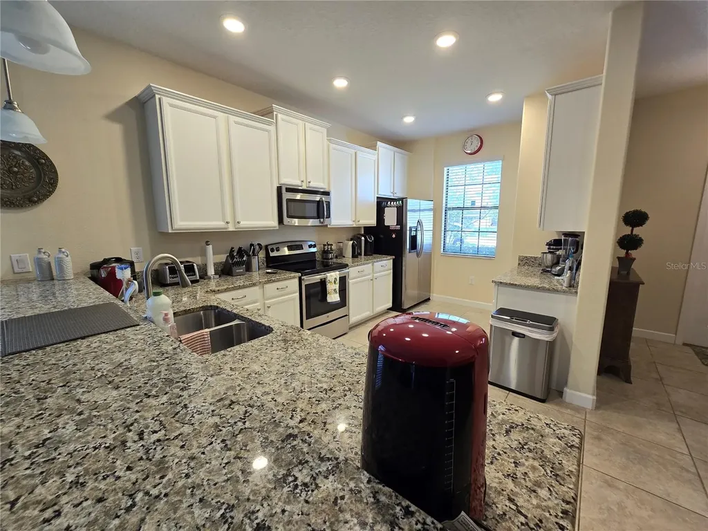 9037 Shadow Mountain Street Davenport FL 33896
