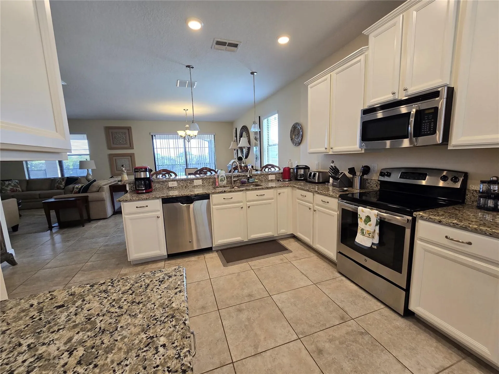 9037 Shadow Mountain Street Davenport FL 33896
