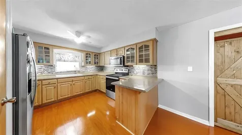 38919 3rd Avenue Zephyrhills FL 33542
