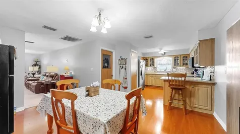 38919 3rd Avenue Zephyrhills FL 33542