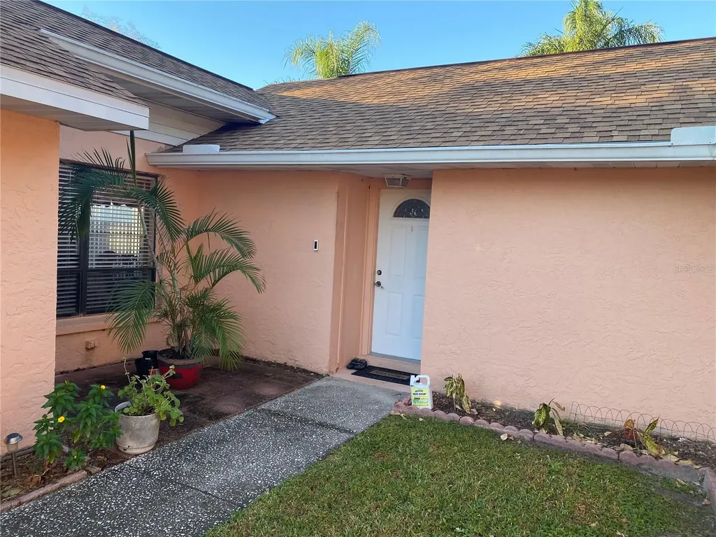5105 Garden Vale Avenue Tampa FL 33624