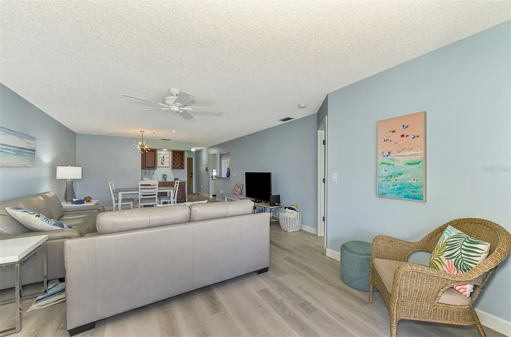 5761 Avista Drive Sarasota FL 34243