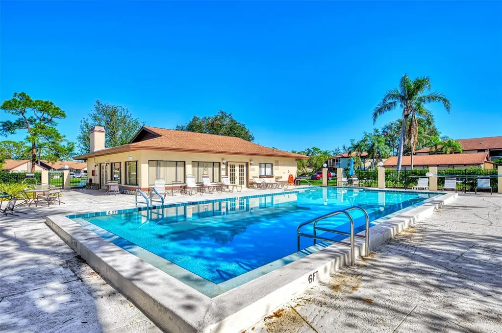 5761 Avista Drive Sarasota FL 34243