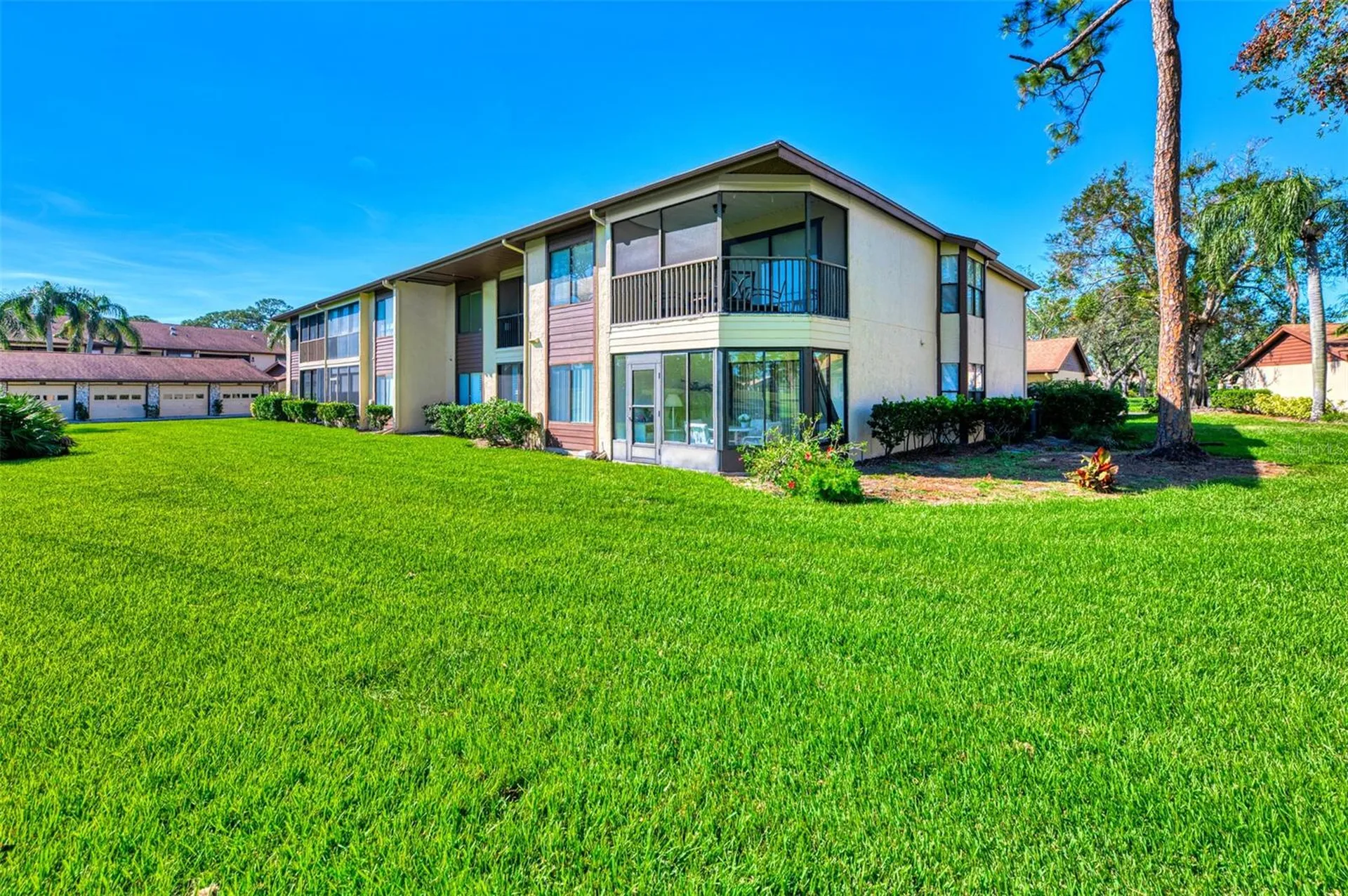5761 Avista Drive Sarasota FL 34243
