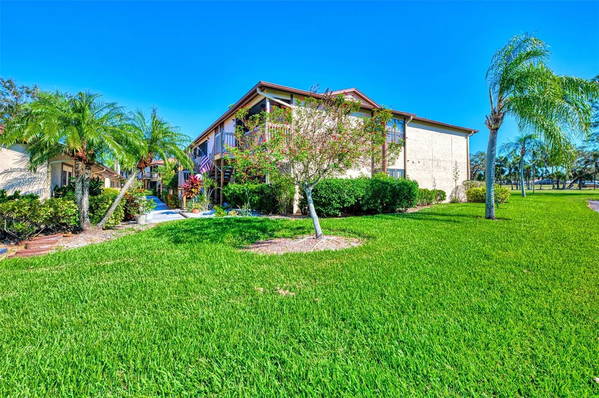5761 Avista Drive Sarasota FL 34243