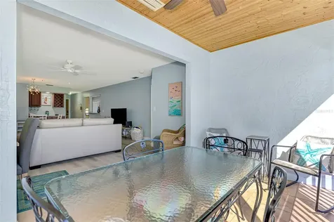 5761 Avista Drive Sarasota FL 34243