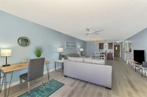 5761 Avista Drive Sarasota FL 34243