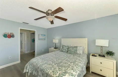 5761 Avista Drive Sarasota FL 34243