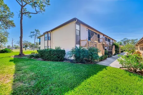 5761 Avista Drive Sarasota FL 34243