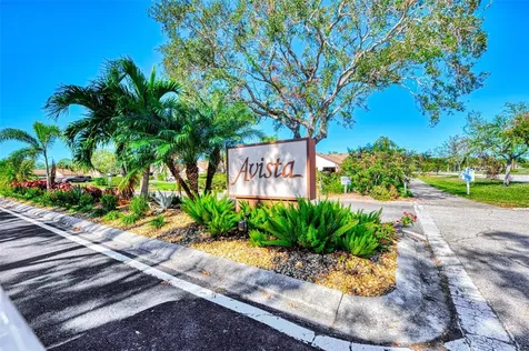 5761 Avista Drive Sarasota FL 34243