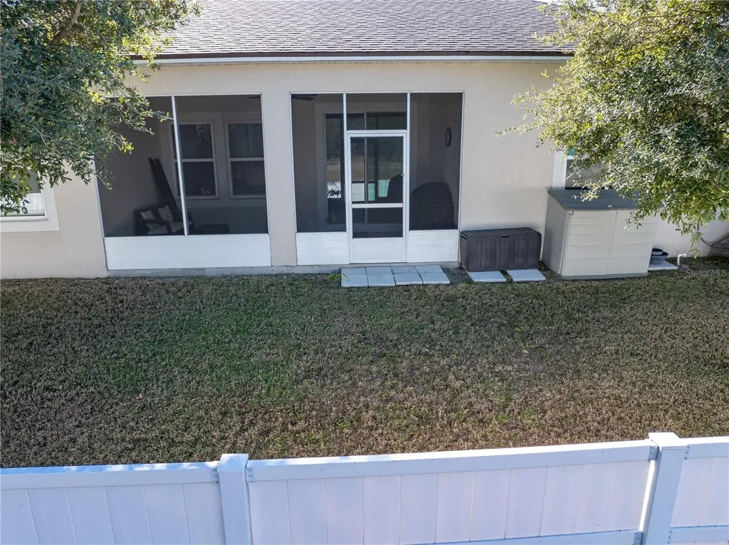25038 NW 9th Lane Newberry FL 32669