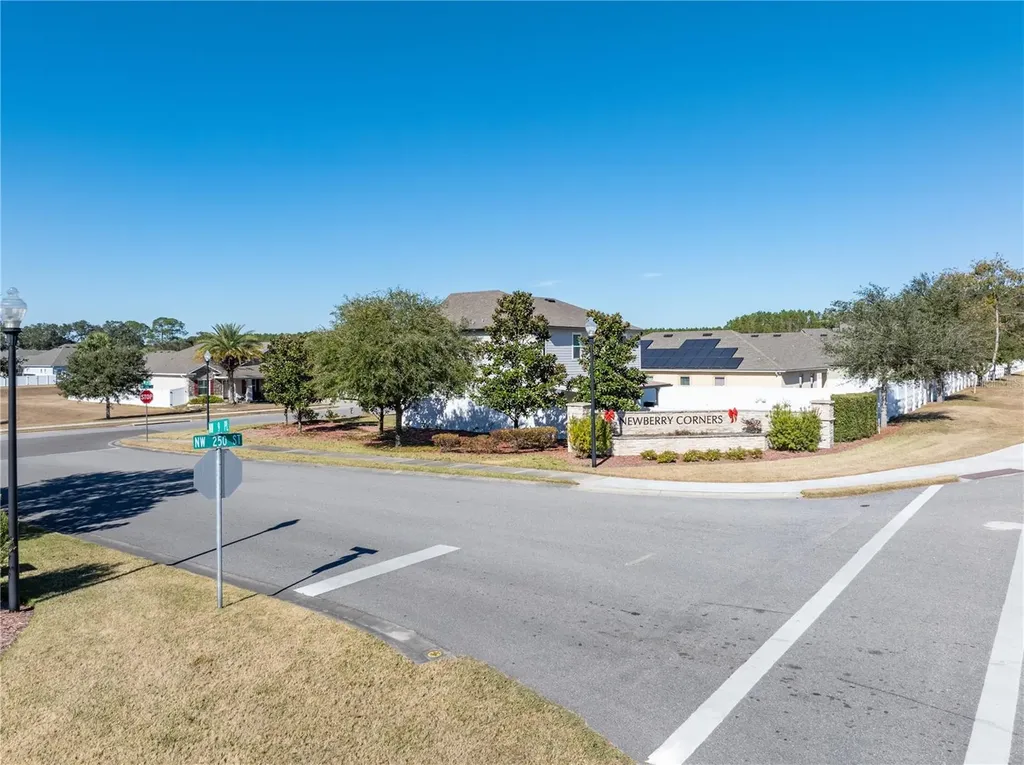 25038 NW 9th Lane Newberry FL 32669