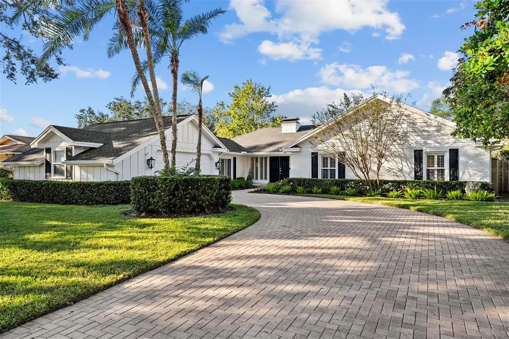 4040 Priory Circle Tampa FL 33618