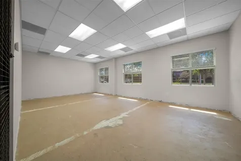 5885 Central Avenue St Petersburg FL 33710