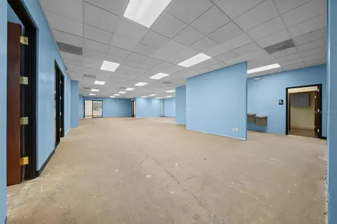 5885 Central Avenue St Petersburg FL 33710