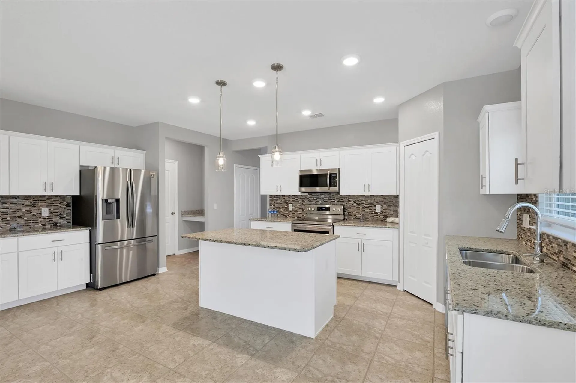 2179 W Price Boulevard North Port FL 34286