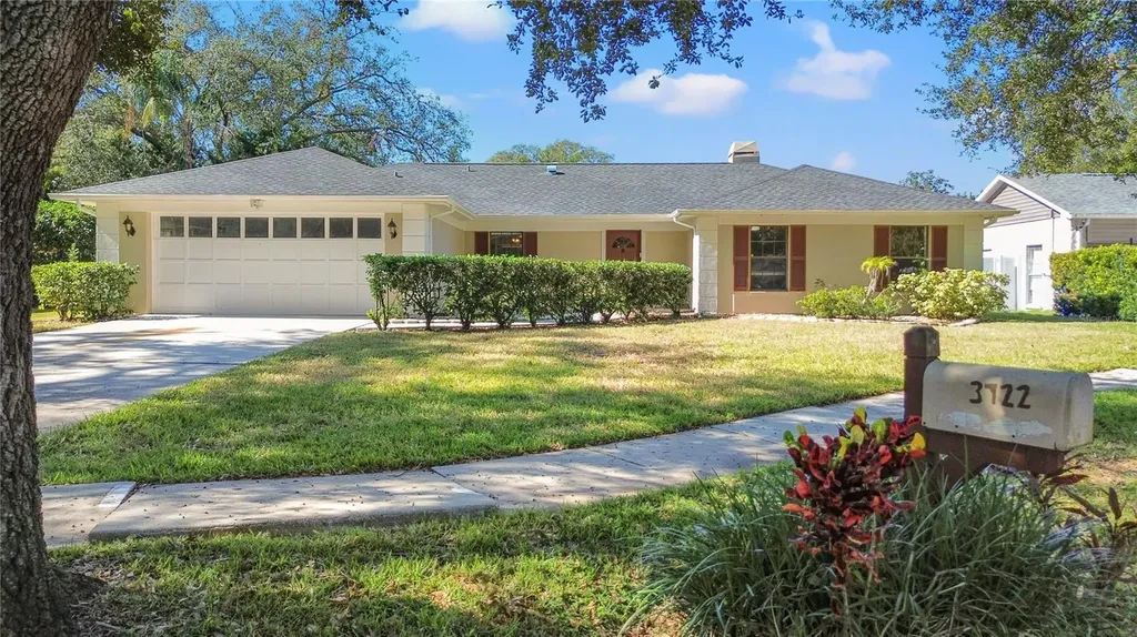 3722 Village Estates Place Tampa FL 33618
