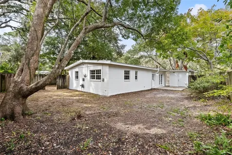 1627 NE 19th Place Gainesville FL 32609