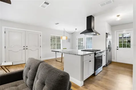 1627 NE 19th Place Gainesville FL 32609