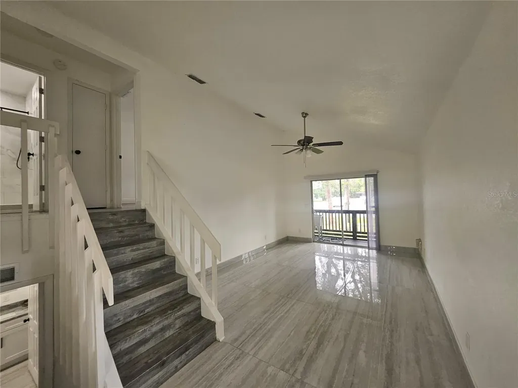 5802 Mohr Loop Tampa FL 33615