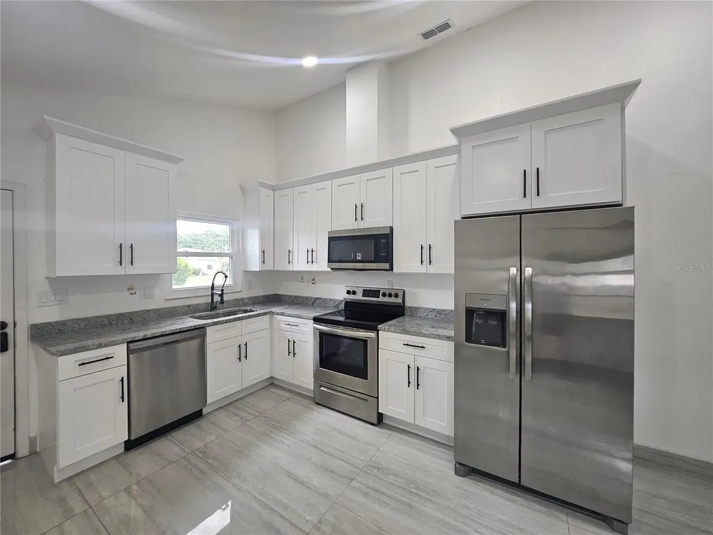 5802 Mohr Loop Tampa FL 33615