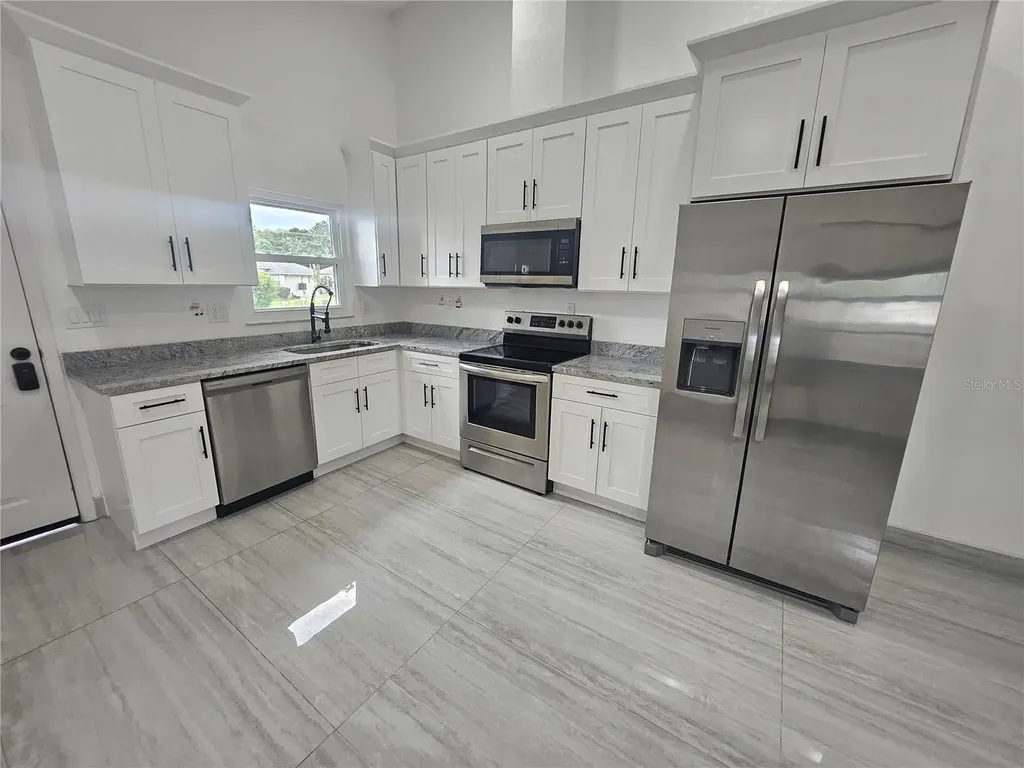 5802 Mohr Loop Tampa FL 33615