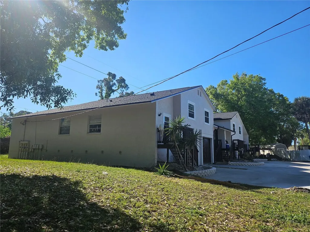 5802 Mohr Loop Tampa FL 33615