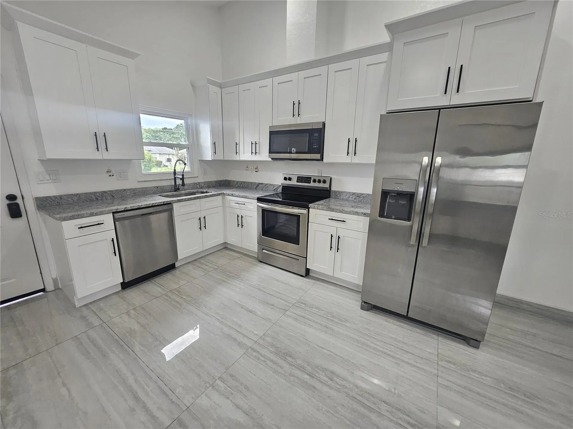 5802 Mohr Loop Tampa FL 33615